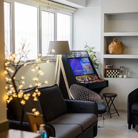 Patras' Hitech Apartment Zewnętrze zdjęcie