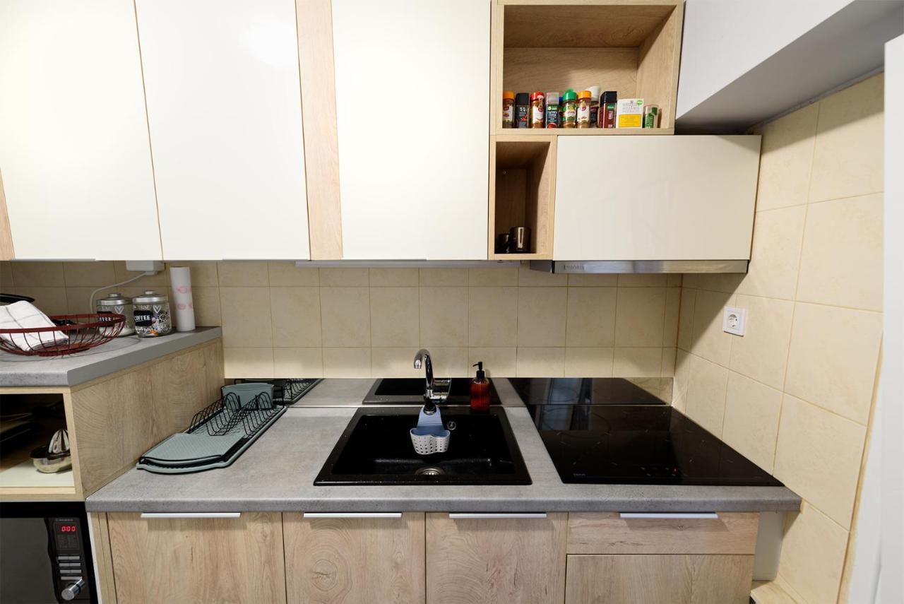 Apartment Patras' Hitech *